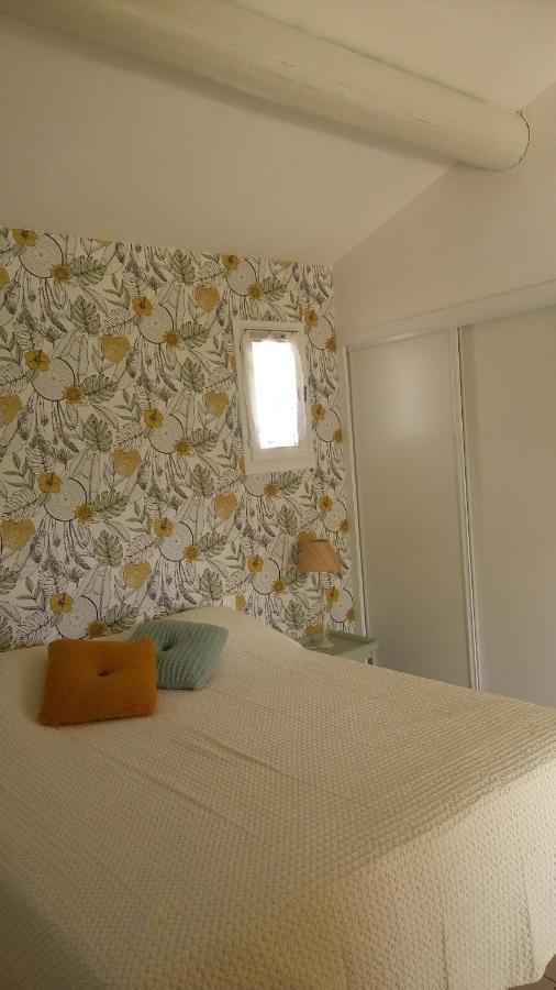 Chambre D'Hote Au Coeur Des Alpilles Mouries Exterior foto